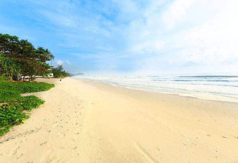 هتل Aava Resort and Spa