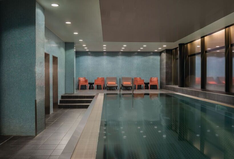 Adina Apartment Hotel Frankfurt Neue Oper