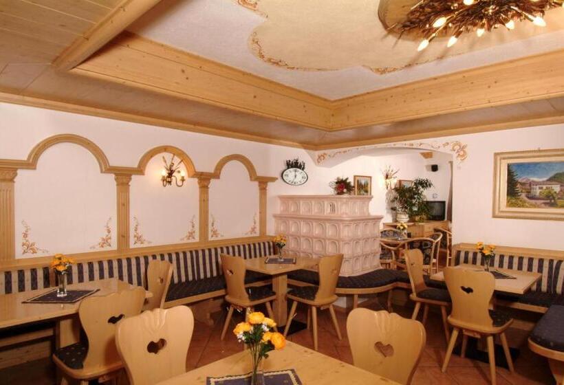 فندق Albergo Fiordaliso