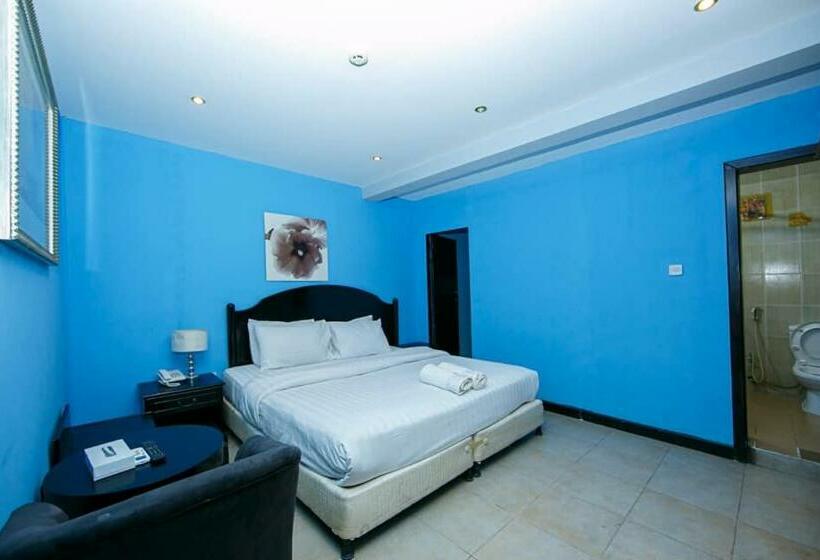 هتل Bahrain Plaza