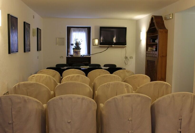 호텔 Baita Clementi