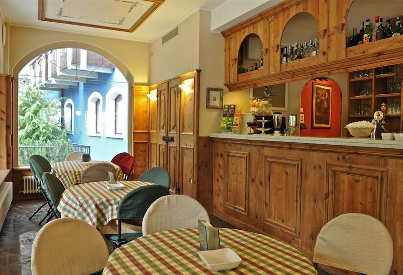 호텔 Baita Clementi