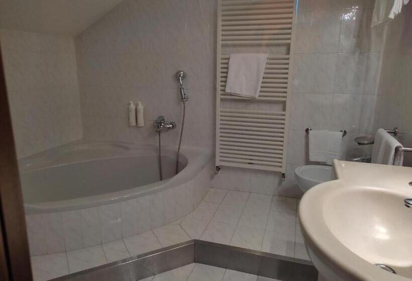 호텔 Baita Clementi