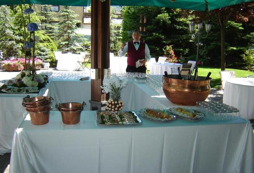 호텔 Baita Clementi