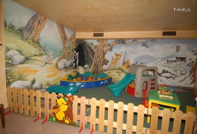 호텔 Baita Clementi