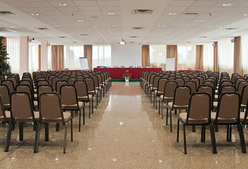 Barion Hotel & Congressi