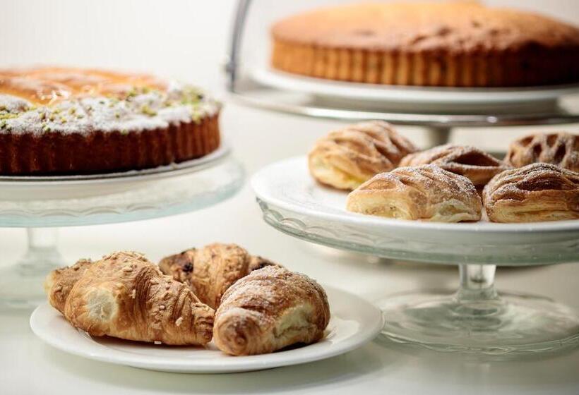 בית מלון כפרי Base