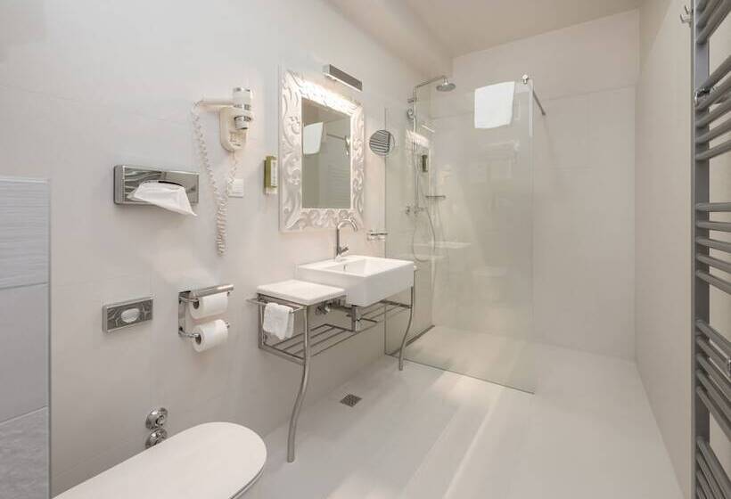 Bastion Heritage Hotel Relais & Châteaux