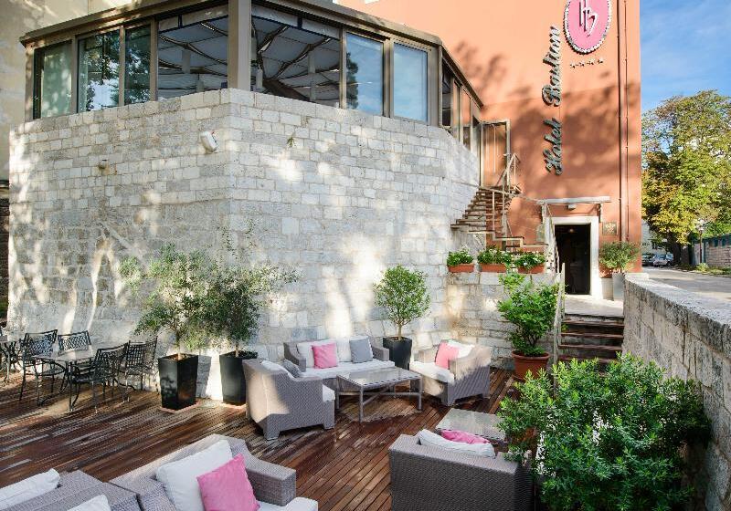 Bastion Heritage Hotel Relais & Châteaux