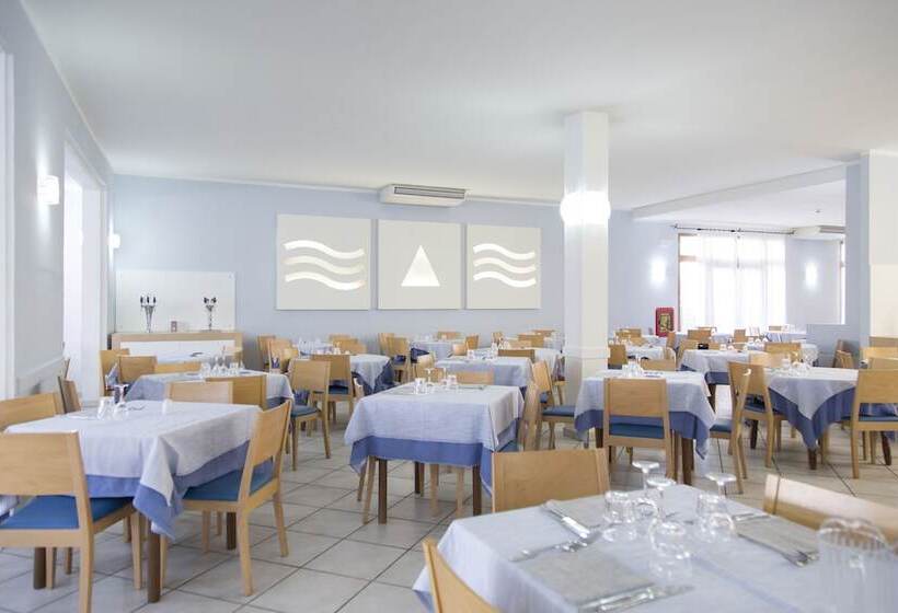 Blu Hotel Laconia Village