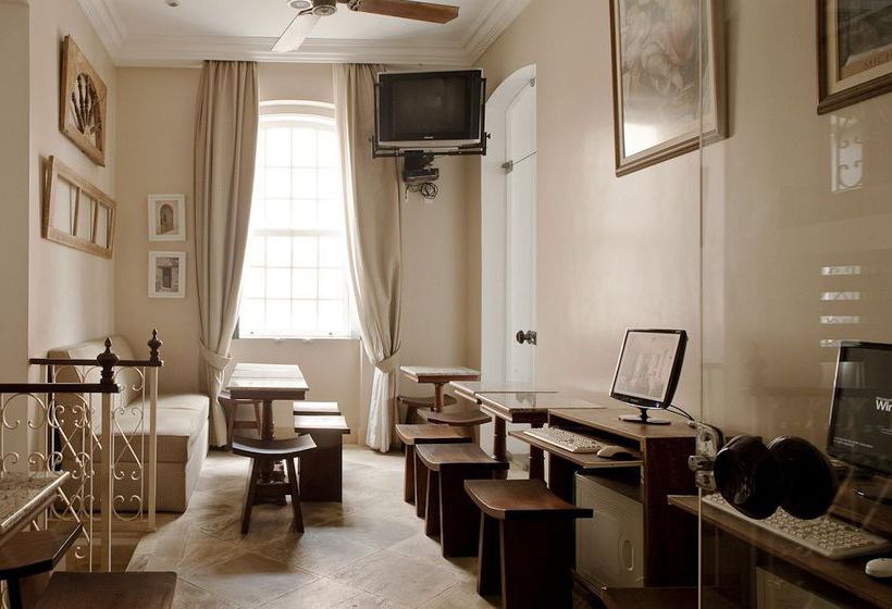 Отель Boutique A Casa das Portas Velhas