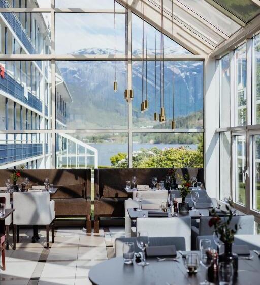 בית מלון כפרי Brakanes