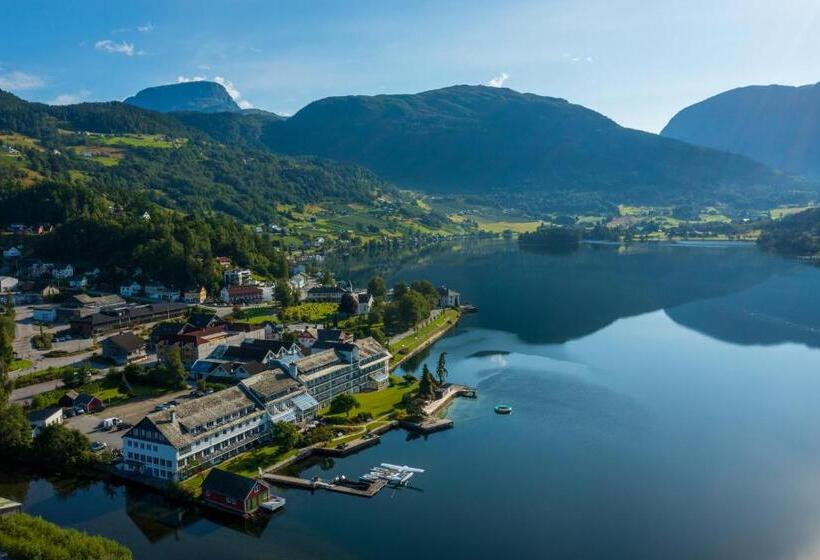 בית מלון כפרי Brakanes