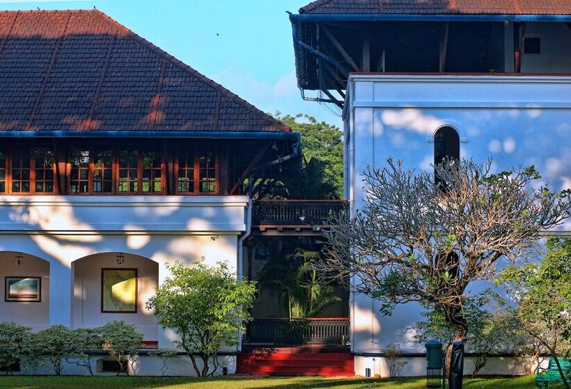 هتل Brunton Boatyard A Cgh Earth Experience