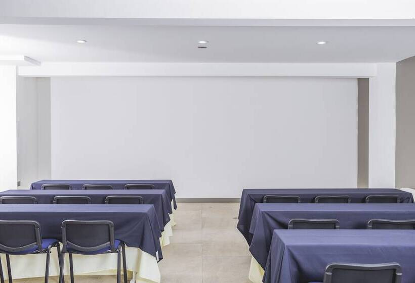 Отель Y Cabañas Campanario