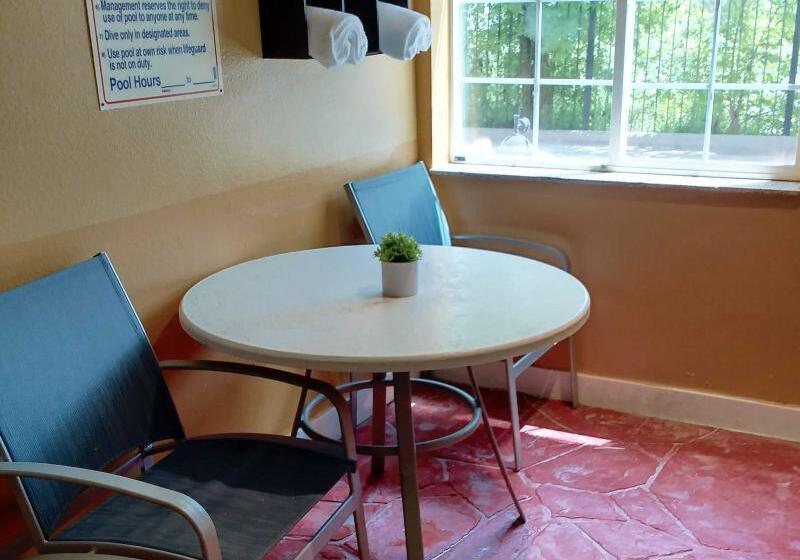 호텔 Candlewood Suites Houston Medical Center, An Ihg