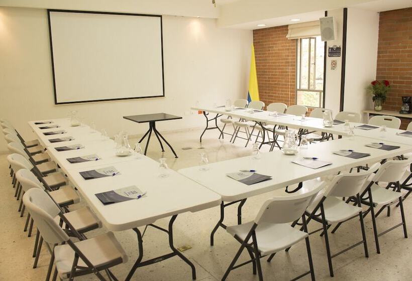 هتل Casa Santa Monica Norte