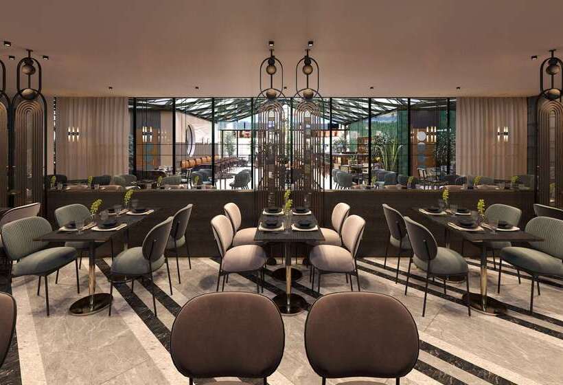 هتل Titanic Comfort Kurfürstendamm