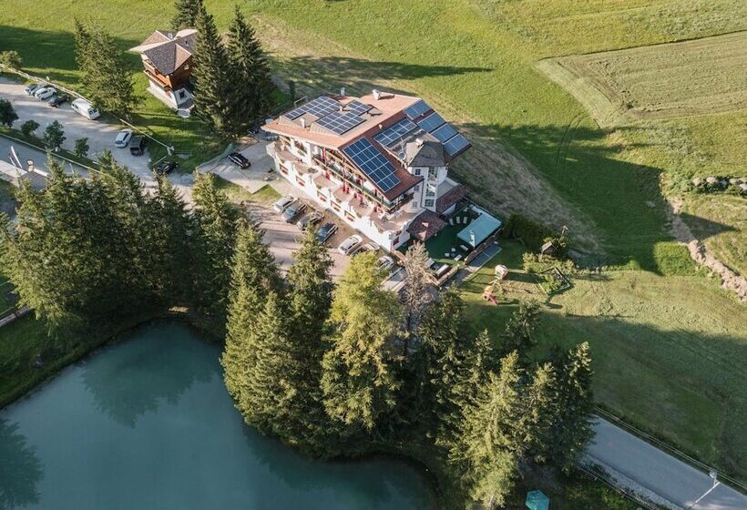 호텔 Chalet Pineta Relax Location