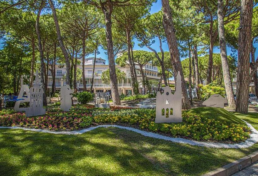 ホテル Corona Milano Marittima