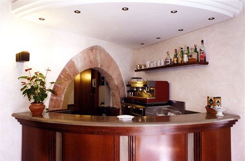 Отель Albergo Del Teatro