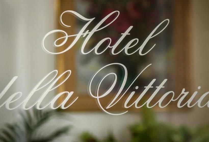 هتل Della Vittoria