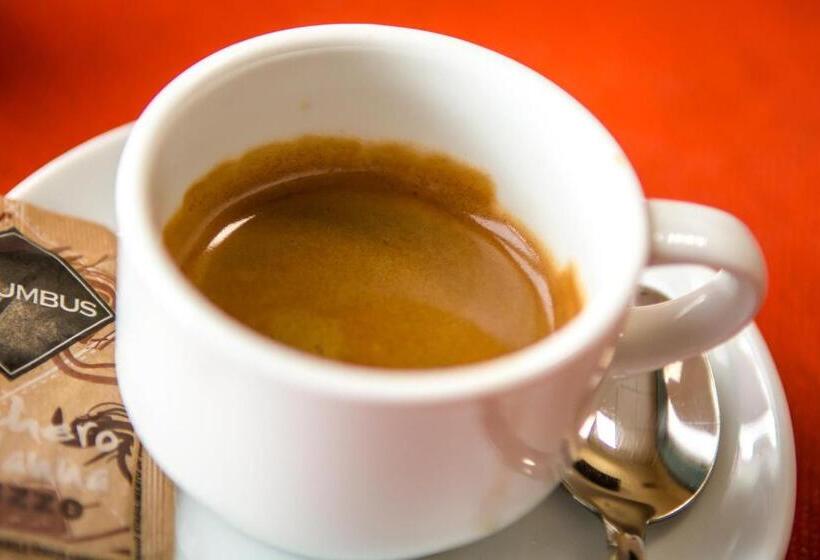 هتل Della Vittoria