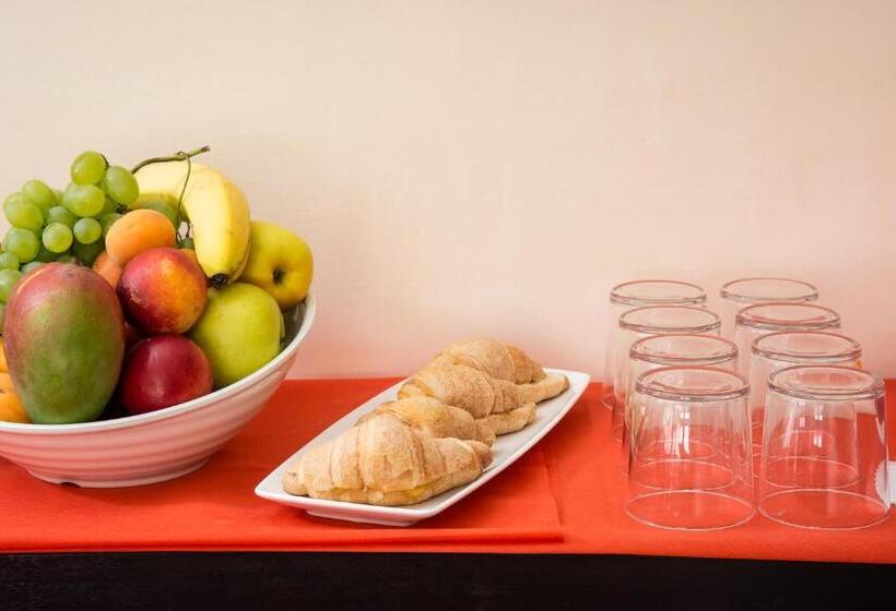 هتل Della Vittoria