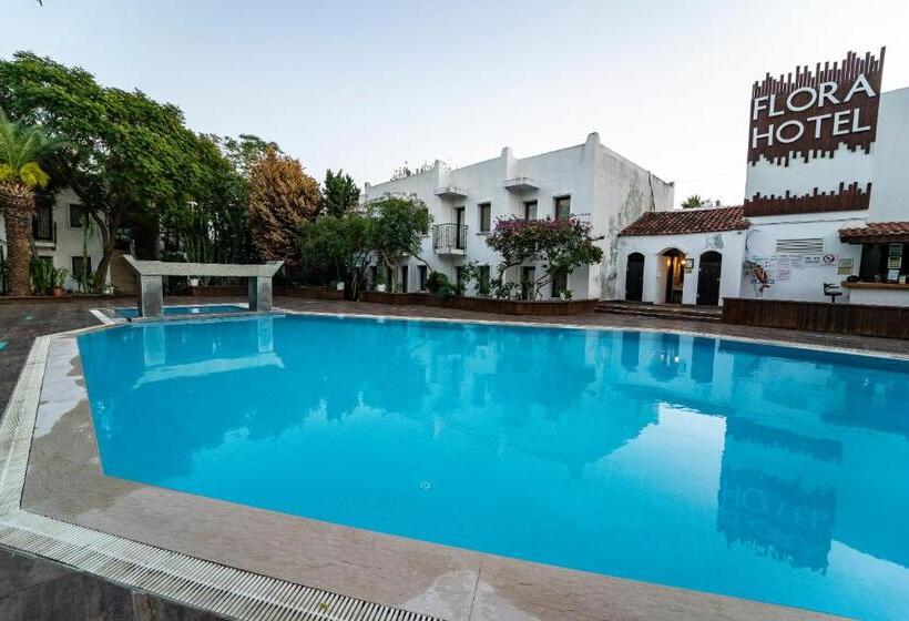 فندق Flora