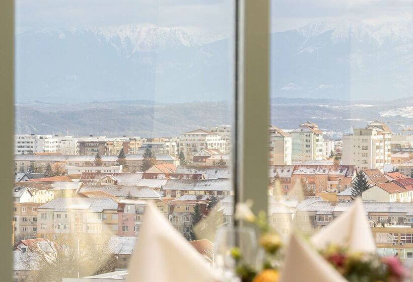 ホテル Golden Tulip Ana Tower Sibiu