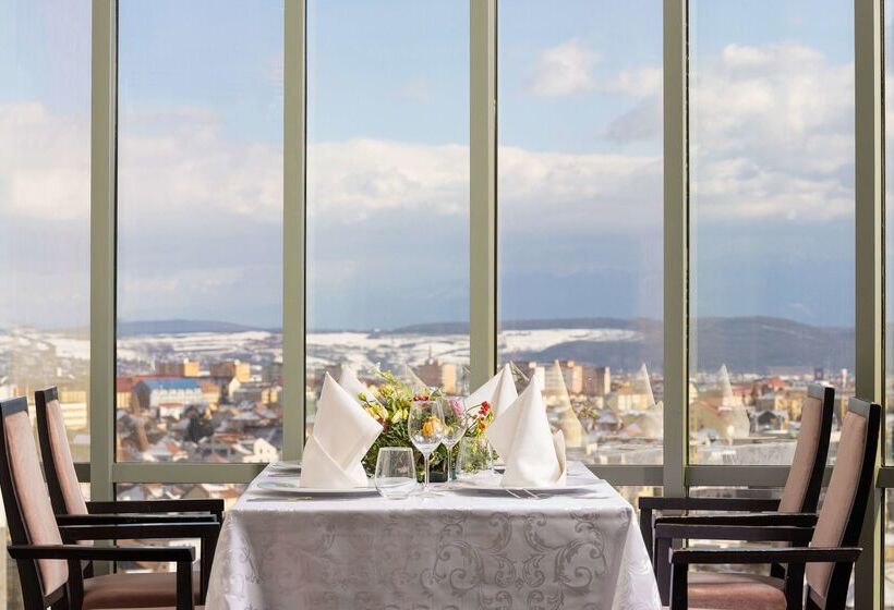 ホテル Golden Tulip Ana Tower Sibiu