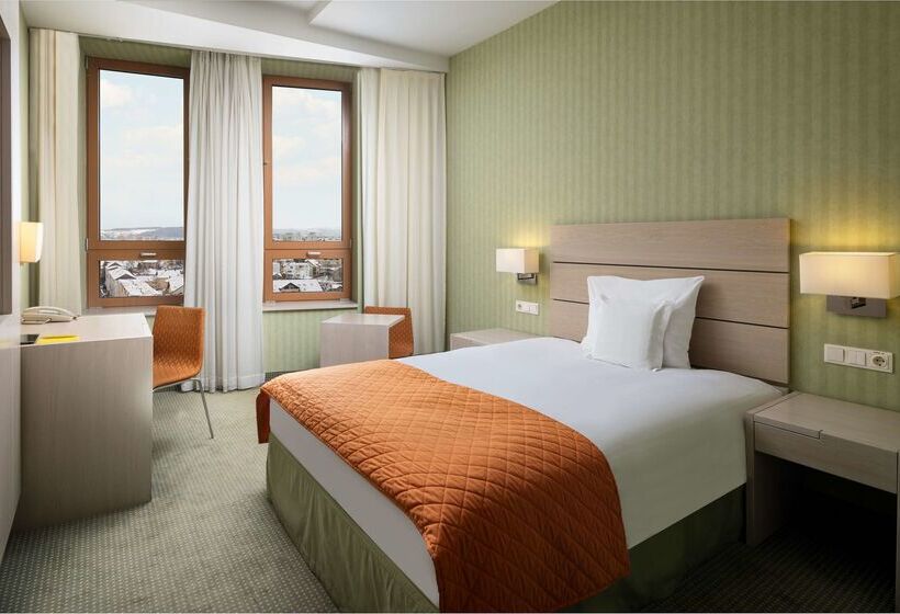 ホテル Golden Tulip Ana Tower Sibiu