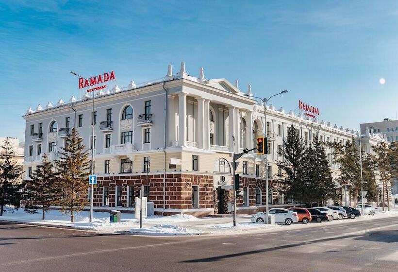 هتل Ramada By Wyndham Astana