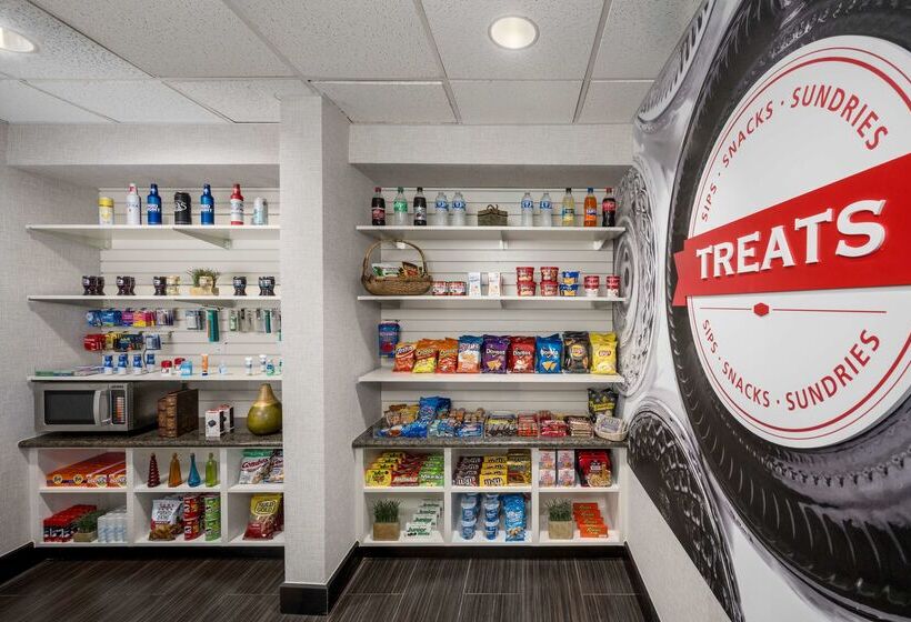 هتل Hampton Inn & Suites Phoenix North/happy Valley