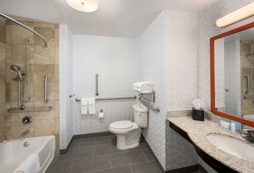 هتل Hampton Inn & Suites Phoenix North/happy Valley