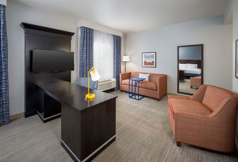 هتل Hampton Inn & Suites Phoenix North/happy Valley