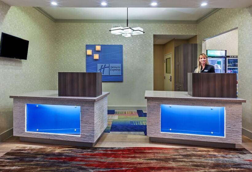 בית מלון כפרי Holiday Inn Express & Suites Houston East, An Ihg
