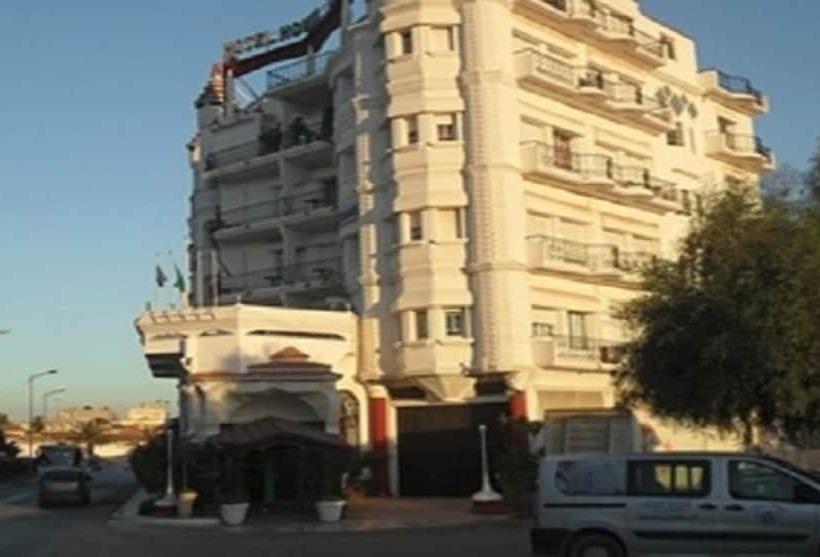 هتل Houna El Ferdaous