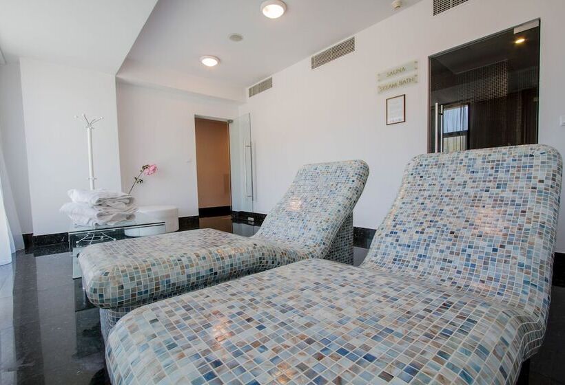 ホテル Hp Tower One Brasov