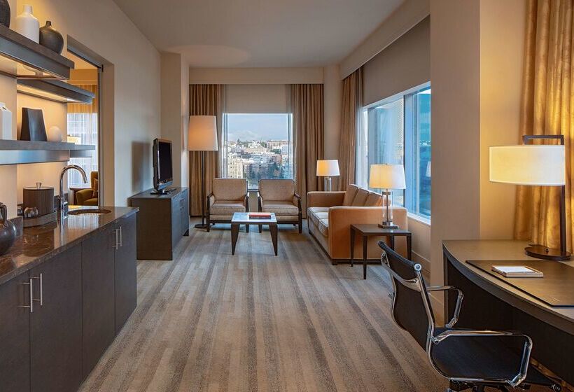 Отель Hyatt At Olive 8