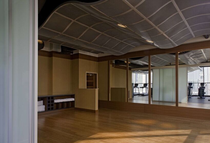 Отель Hyatt At Olive 8