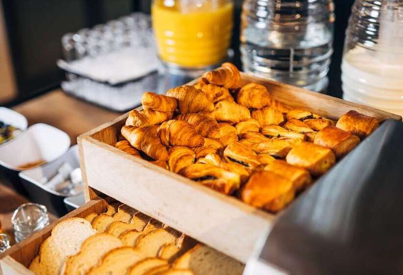 酒店 Ibis Belfast City Centre