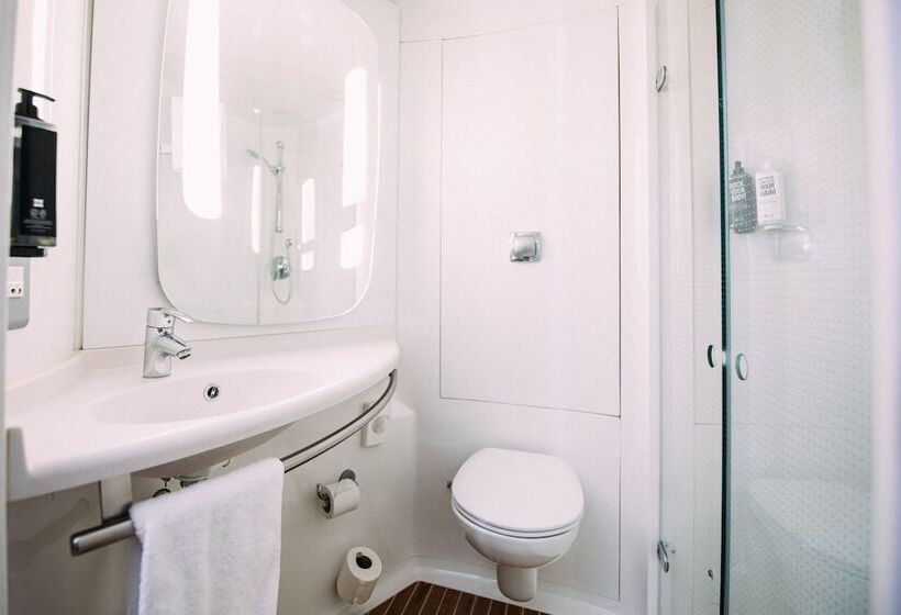 酒店 Ibis Belfast City Centre