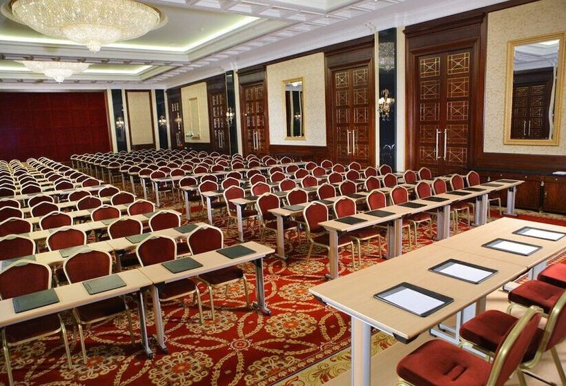 هتل Intercontinental   Kyiv, An Ihg