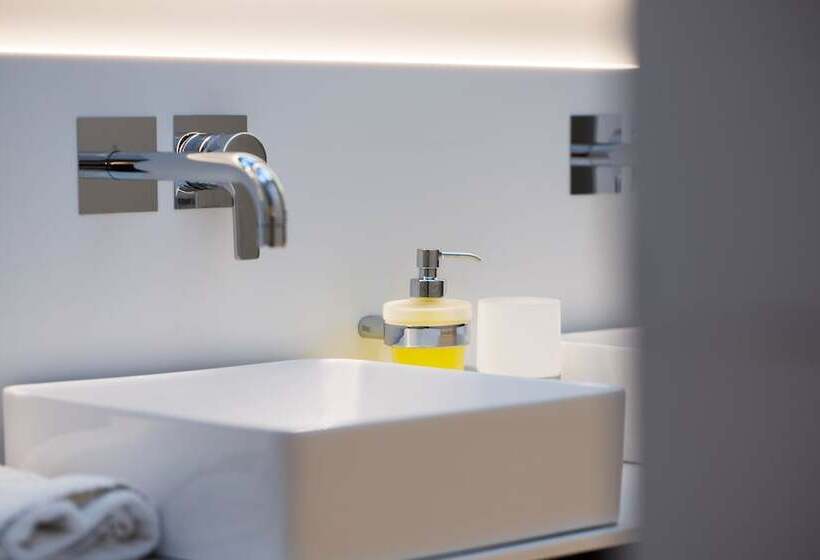 בית מלון כפרי Kastro