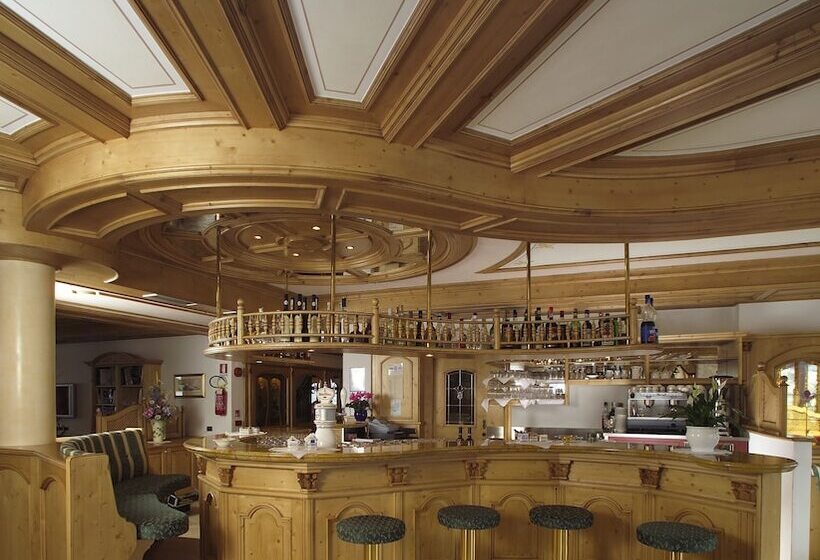 호텔 Lagorai Resort & Spa