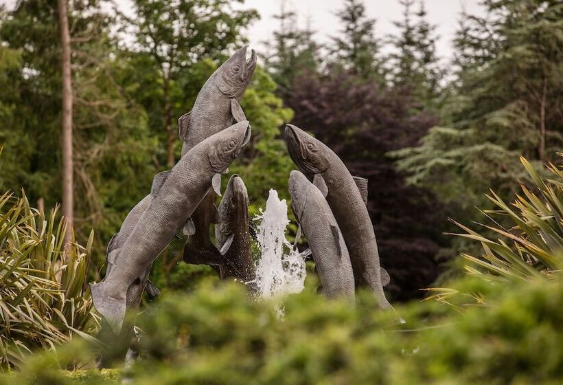 هتل Lough Eske Castle