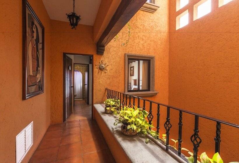 בית מלון כפרי Lunata 5th. Avenue