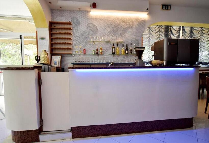 בית מלון כפרי Marika