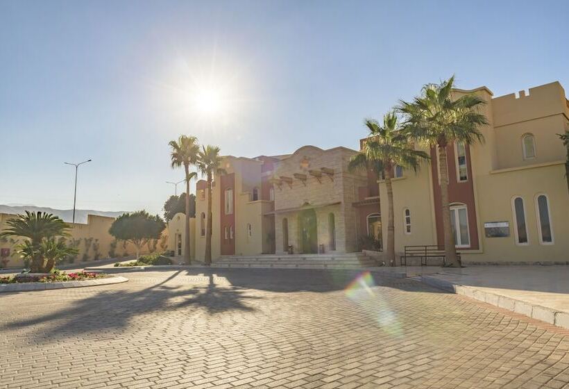 Marina Plaza Hotel Tala Bay